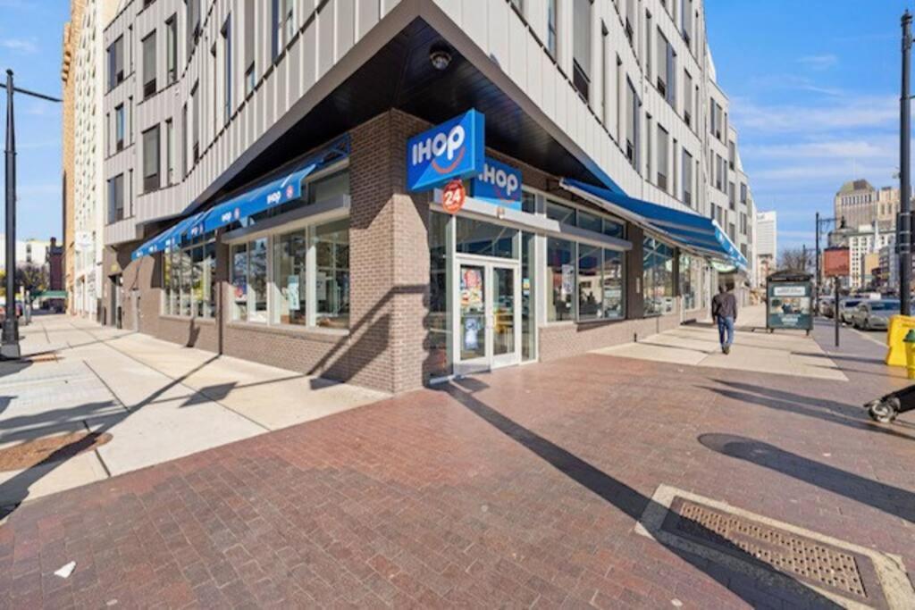 Entire Apt/2Bd 2Bth/Amer. Dream Mall/Nyc/Ewr Airpt Newark Esterno foto